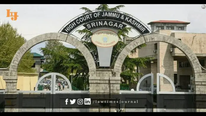 The HC of J & K slams government for abrogating Art. 370 in the name of a PIL, and has imposed a 10,000 fine on a law graduate The HC of J & K slams government for abrogating Art. 370 in the name of a PIL, and has imposed a 10,000 fine on a law graduate
